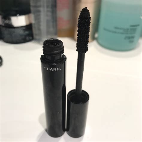 volume Chanel mascara reviews